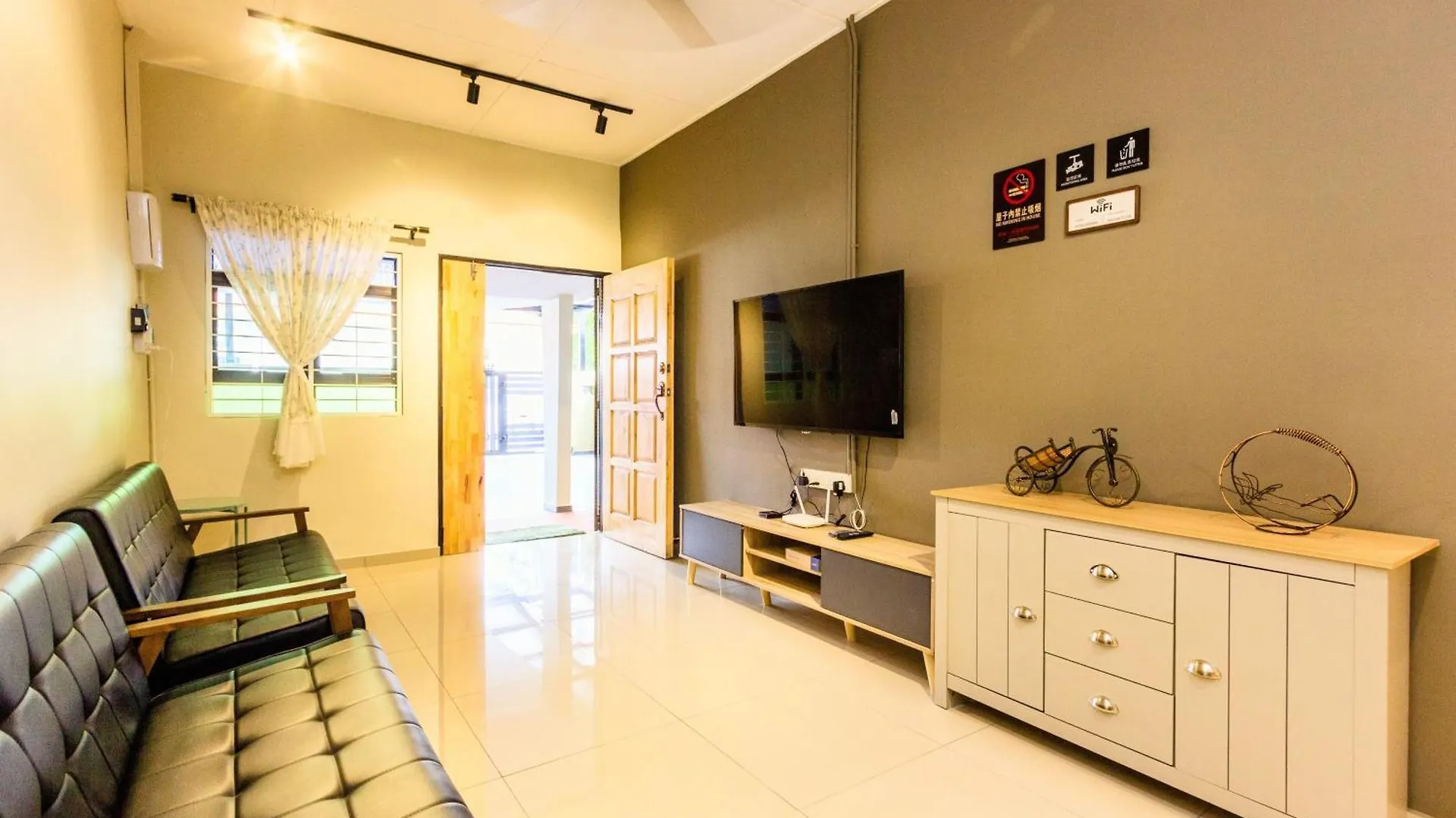 Urban 10Pax Terrace Gem Near Sunway Carnival Βίλα Perai Μαλαισία